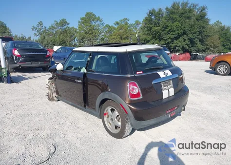 2011 Mini Cooper из США, поврежденный, VIN WMWSU3C55BT097359